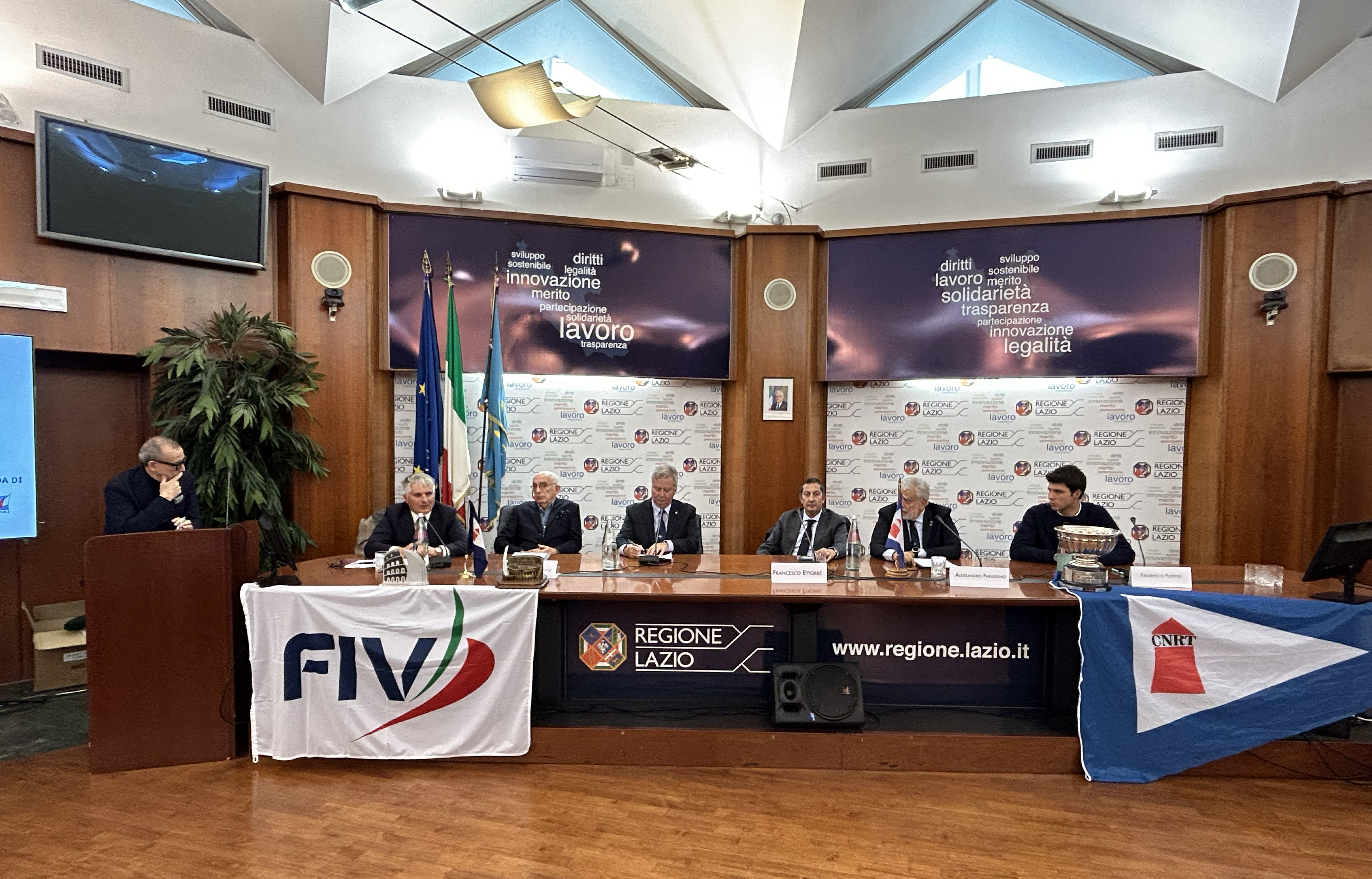 Presentata in Regione Lazio la 31ma Garmin Roma per Due, per Tutti, per Uno 2024
